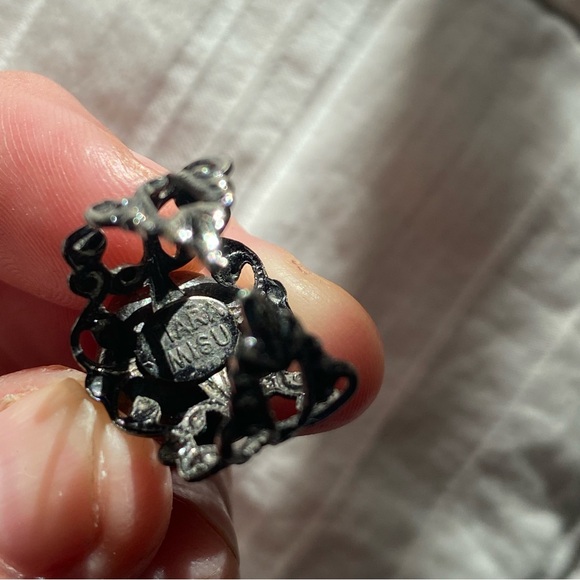 Tiara Misu crystal ornate ring - Picture 13 of 13